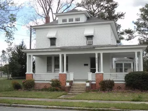 625 E 2nd St, Washington, NC 27889 photo 1