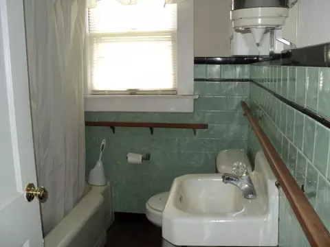 625 E 2nd St, Washington, NC 27889 photo 11