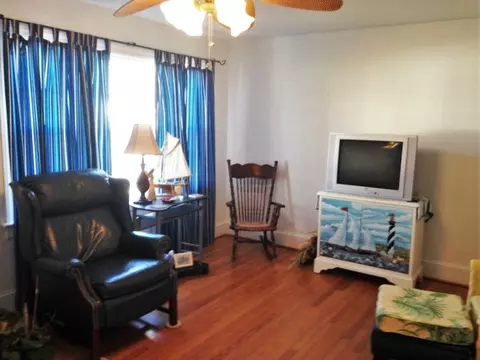 101 E 14th St, Washington, NC 27889 photo 2