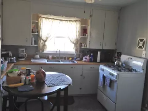 101 E 14th St, Washington, NC 27889 photo 4