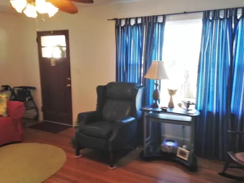 101 E 14th St, Washington, NC 27889 photo 3