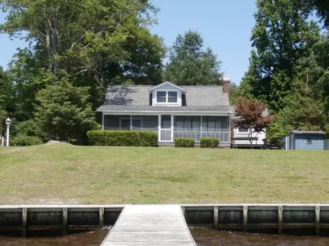 2033 Bayview Rd, Bath, NC 27808 photo 1