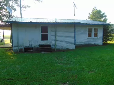 464 Thunder Swamp Rd, Mount Olive, NC 28365 photo 3
