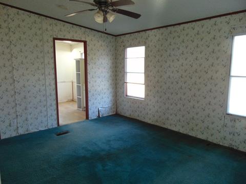 208 Mills Loop, Mount Olive, NC 28365 photo 9