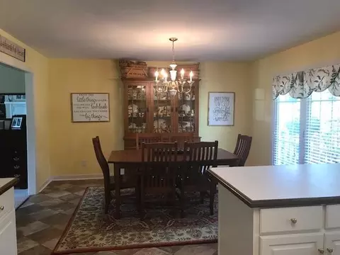 706 Steele St, Mount Olive, NC 28365 photo 5