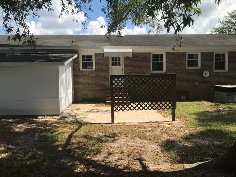 207 Deen St, Mount Olive, NC 28365 photo 12