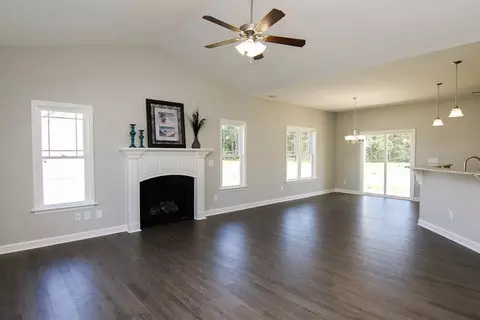 131 Fallingbrook Dr, Kenly, NC 27542 photo 6