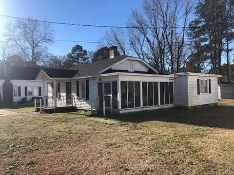 311 Second, Kenly, NC 27542 photo 3