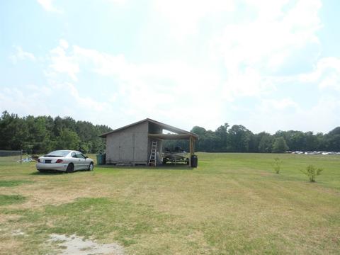 2210 Grantham School Rd, Mount Olive, NC 28365 photo 5
