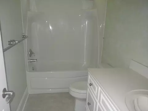 161 October Glory Dr, Wallace, NC 28466 photo 8