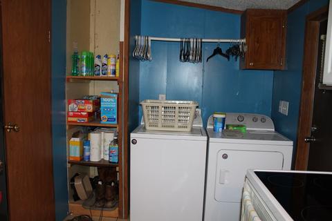 205 Sydney, Dudley, NC 28333 photo 4