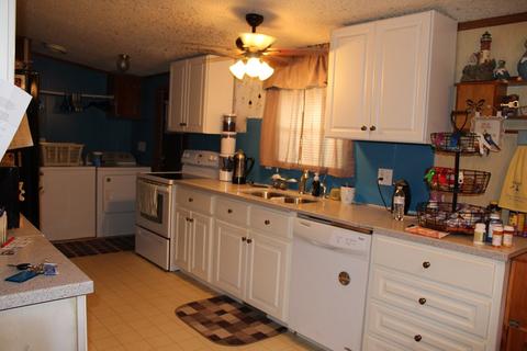 205 Sydney, Dudley, NC 28333 photo 3