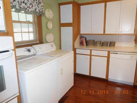 700 Main St, Mount Olive, NC 28365 photo 12