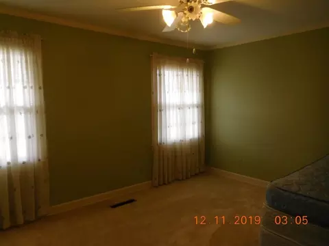700 Main St, Mount Olive, NC 28365 photo 6