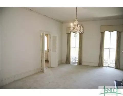 322 E Oglethorpe Ave, Savannah, GA 31401 photo 2