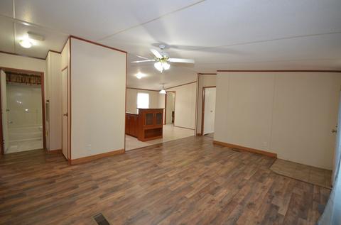 908 Center St, Mount Olive, NC 28365 photo 2
