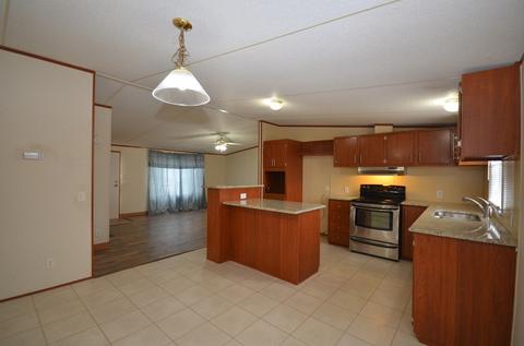 908 Center St, Mount Olive, NC 28365 photo 5