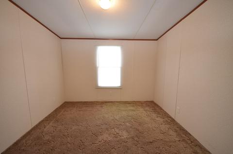 908 Center St, Mount Olive, NC 28365 photo 8