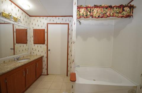 908 Center St, Mount Olive, NC 28365 photo 14