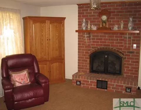802 Maple St, Springfield, GA 31329 photo 3