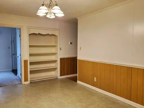 223 Five Points Rd, Dudley, NC 28333 photo 6