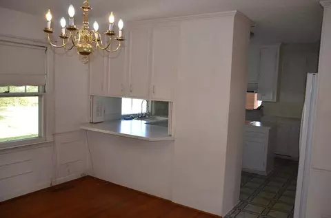 317 James St, Mount Olive, NC 28365 photo 8