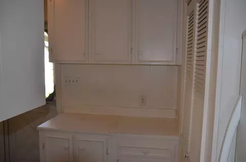 317 James St, Mount Olive, NC 28365 photo 4