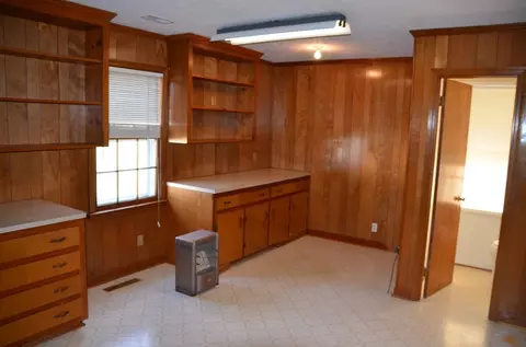 317 James St, Mount Olive, NC 28365 photo 9