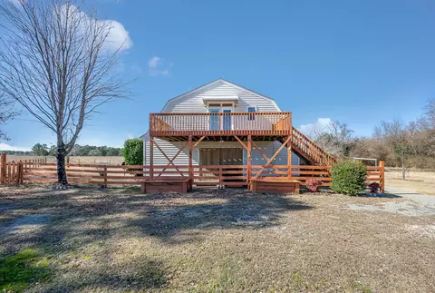 203 Zeb Ln, Benson, NC 27504 photo 1
