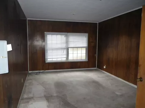 902 Third Ave, Smithfield, NC 27577 photo 2