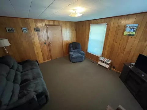 203 Main St, Mount Olive, NC 28365 photo 14