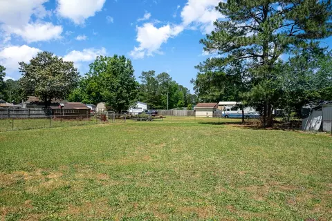 213 Fox Dr, Dudley, NC 28333 photo 5