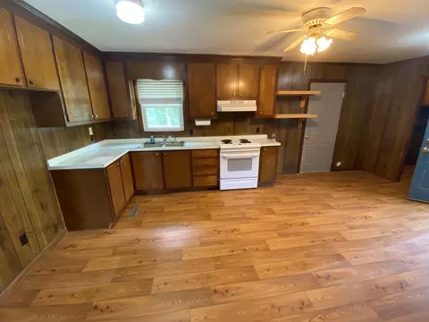116 Fox Dr, Dudley, NC 28333 photo 4