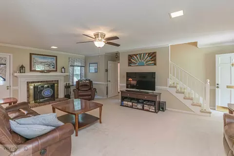 214 Crest Dr, Mount Olive, NC 28365 photo 14