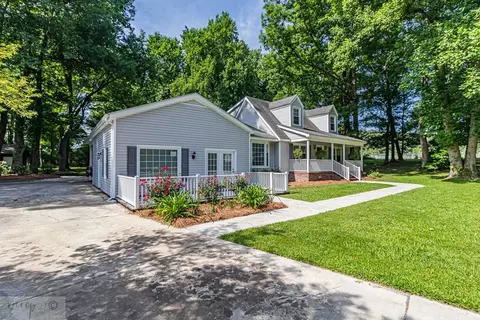 214 Crest Dr, Mount Olive, NC 28365 photo 3