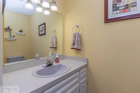 214 Crest Dr, Mount Olive, NC 28365 photo 22