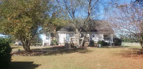 585 Ormond Farm Rd, Hookerton, NC 28538 photo 9