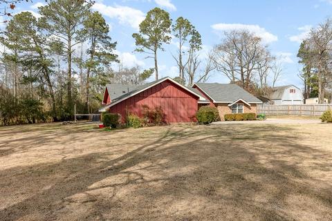 306 Lorease Dr, Dudley, NC 28333 photo 2