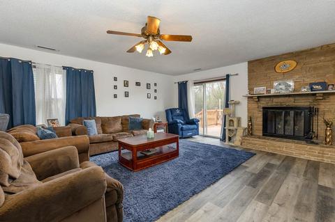 306 Lorease Dr, Dudley, NC 28333 photo 6