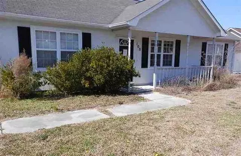 108 Daphne Dr, Hubert, NC 28539 photo 1