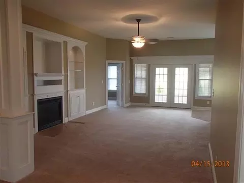 188 Windsor Ct, Hampstead, NC 28443 photo 4