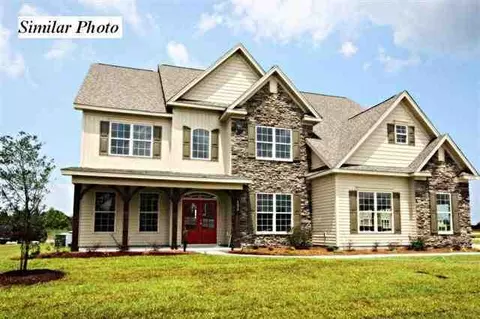 802 Cooke Dr, Hubert, NC 28539 photo 1