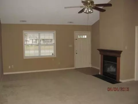 109 Dayrell Dr, Hubert, NC 28539 photo 3