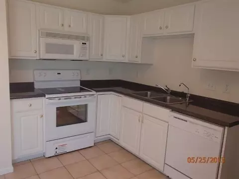 39 E Brenda Lee Rd, Hampstead, NC 28443 photo 6