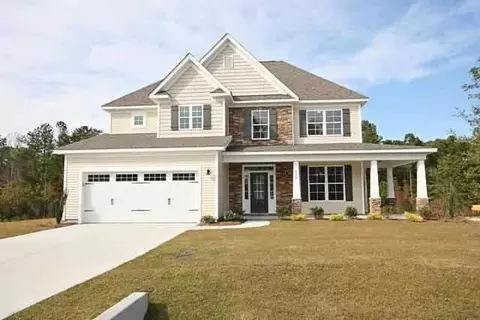 807 Cooke Dr, Hubert, NC 28539 photo 1