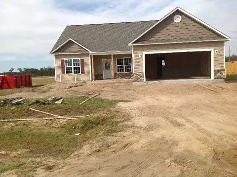 202 Classy Ct, Richlands, NC 28574 photo 1