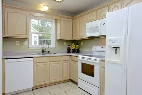 613 Raspberry Ct, Hubert, NC 28539 photo 4