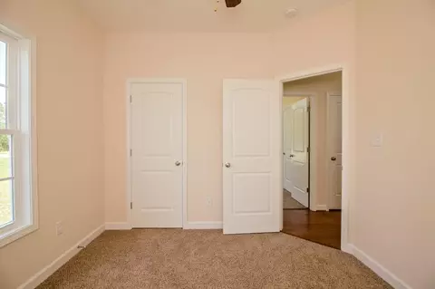 261 Ivybridge Dr, Hubert, NC 28539 photo 9