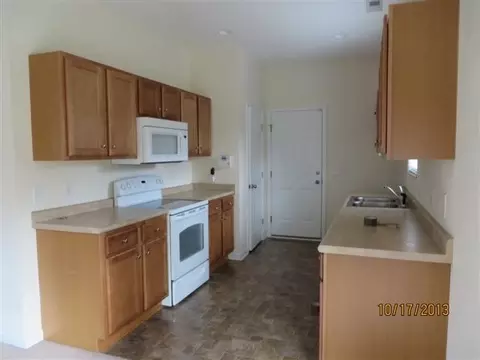 103 Boysenberry Fields Rd, Maple Hill, NC 28454 photo 2