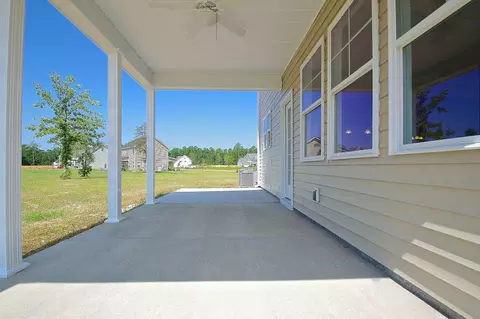 715 Aria Ln, Hubert, NC 28539 photo 6